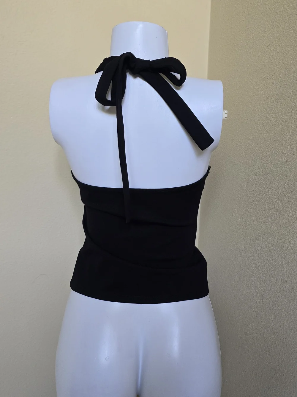 Brand New! Sleek Black V-Neck Sleeveless Blouse